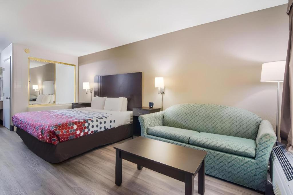 גארנר Econo Lodge South מראה חיצוני תמונה