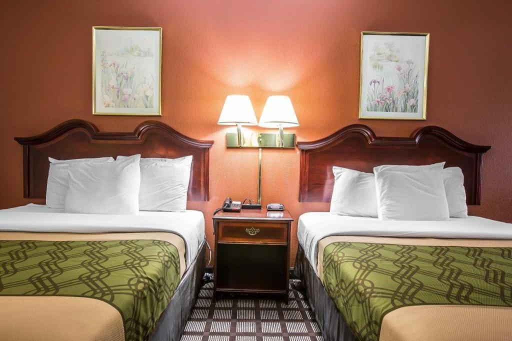 גארנר Econo Lodge South מראה חיצוני תמונה