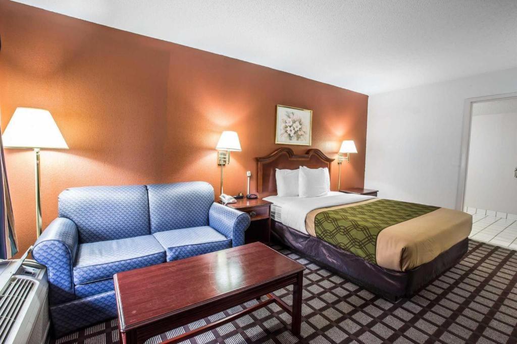 גארנר Econo Lodge South מראה חיצוני תמונה
